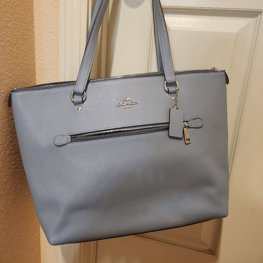 Coach tote
